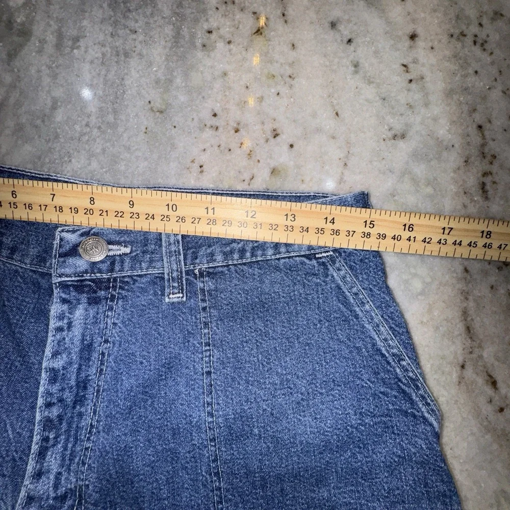 VTG Wrangler For Women Mom Jean Shorts Denim High Rise Flap Pockets Sz 30